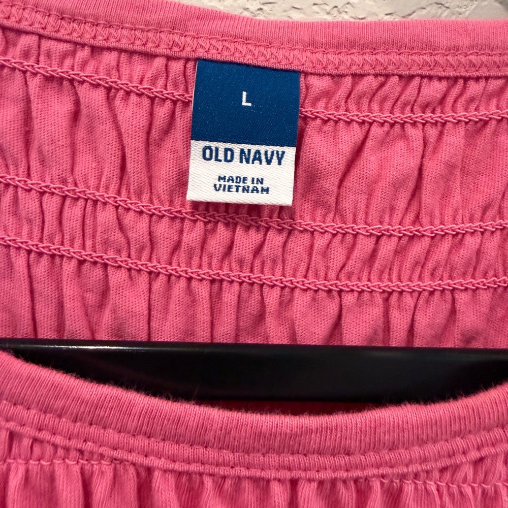 Old Navy Bright Pink Smocked Short Sleeve Top - Picture 2 of 6